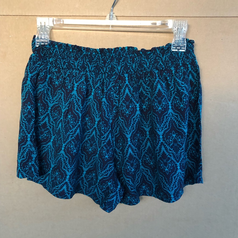 Blue patterned linen shorts